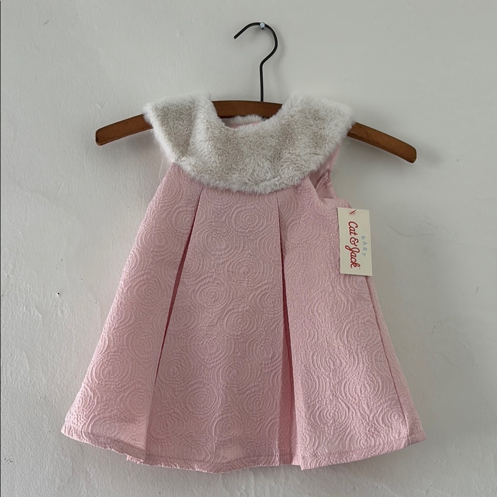 Pink Sleeveless Dress with Faux Fur Collar
